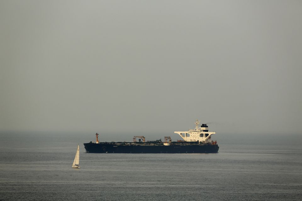 Analysis by Bloomberg showed 42 to 45 large oil tankers sailed through the Strait on average in the last seven days. Photo: Bloomberg